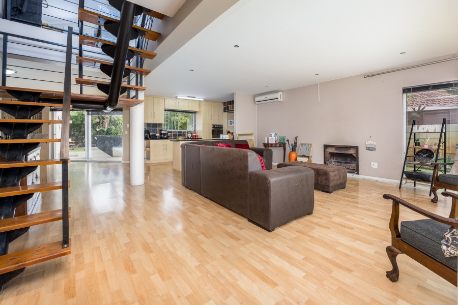 5 Bedroom Property for Sale in Rouxville Western Cape